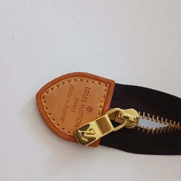 Louis Vuitton Pouch,toiletry, Cosmetic Bag, Case - Picture 8 of 14